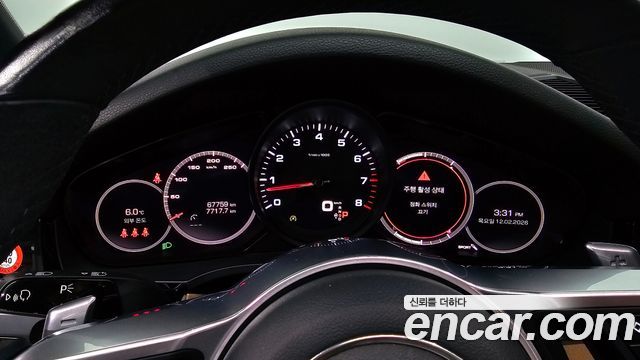 Porsche Cayenne 2021 — photo 8