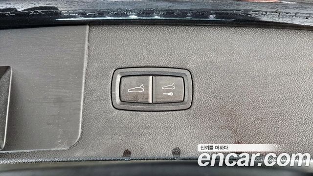 Porsche Cayenne 2021 — photo 18