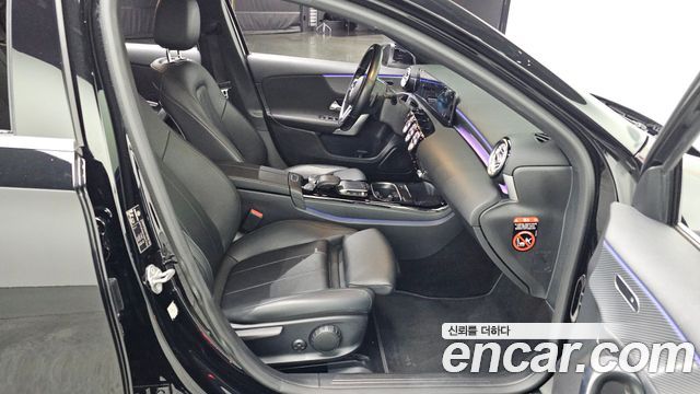 Mercedes-Benz A-Class 2021 — photo 10
