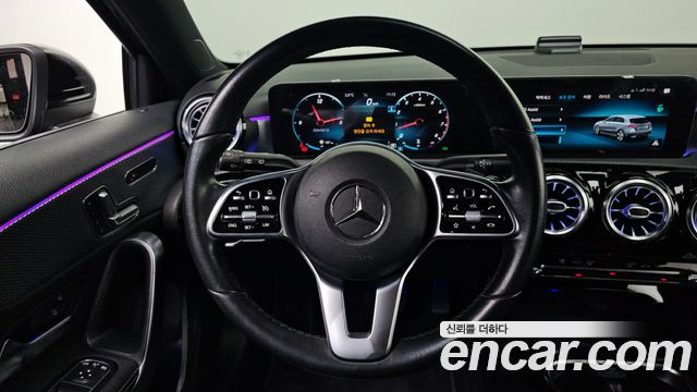 Mercedes-Benz A-Class 2021 — photo 16
