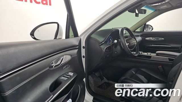Genesis GV70 2022 — photo 10