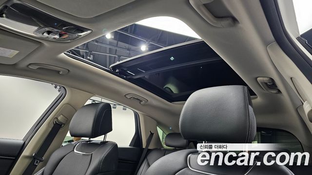 Genesis GV70 2022 — photo 19