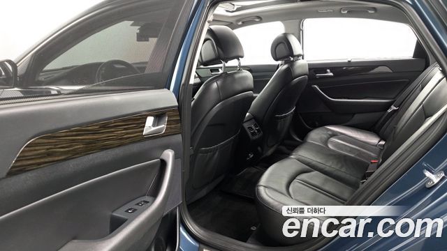 Hyundai Sonata 2016 — photo 12