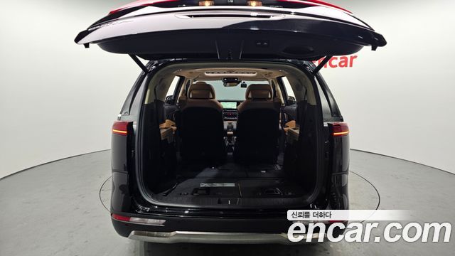 Kia Canival 2023 — photo 20