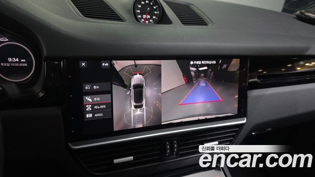 Porsche Cayenne 2020 — photo 15