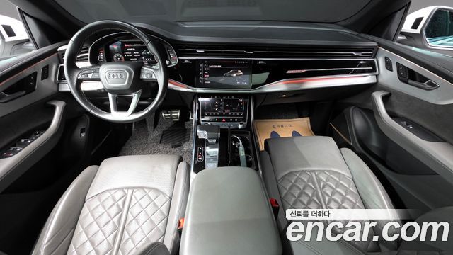 Audi Q8 2021 — photo 7