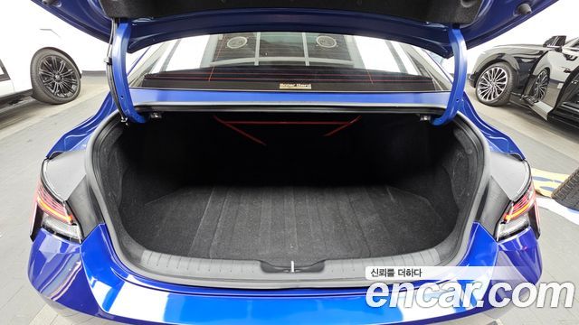 Hyundai AVANTE 2022 — photo 20