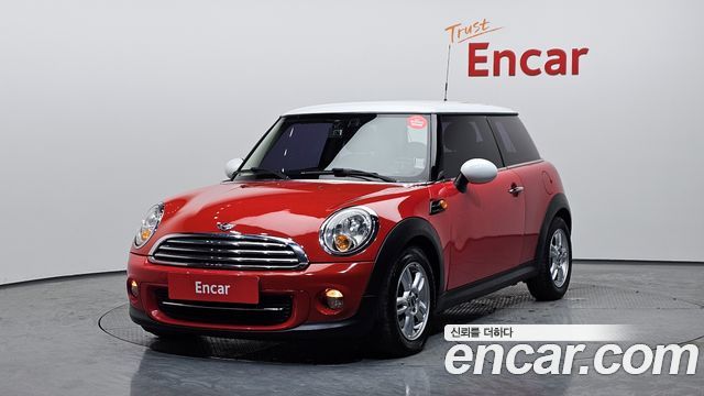 Mini Cooper 2012 — photo 1