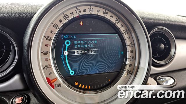 Mini Cooper 2012 — photo 6