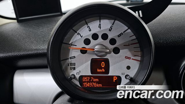 Mini Cooper 2012 — photo 8