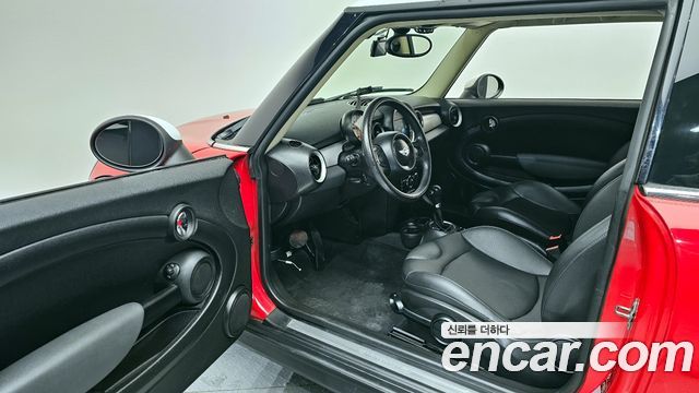 Mini Cooper 2012 — photo 11