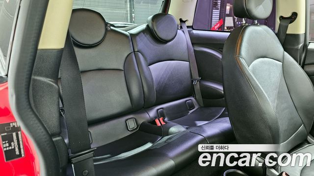 Mini Cooper 2012 — photo 12