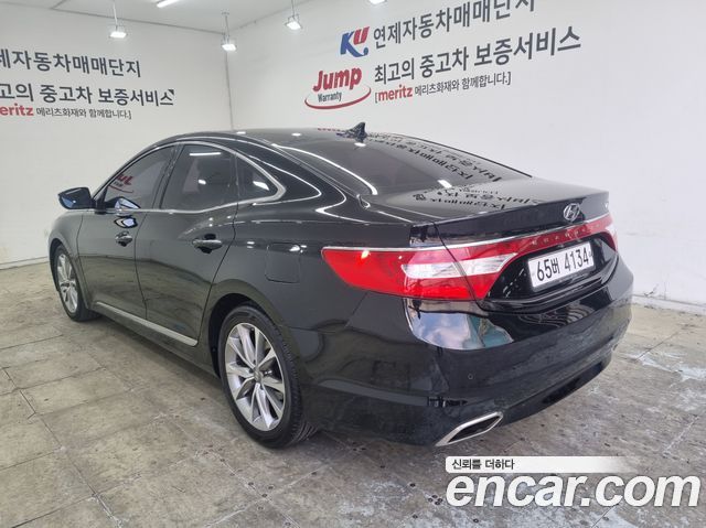 Hyundai Grandeur 2015 — photo 3