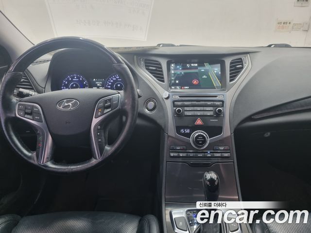 Hyundai Grandeur 2015 — photo 8