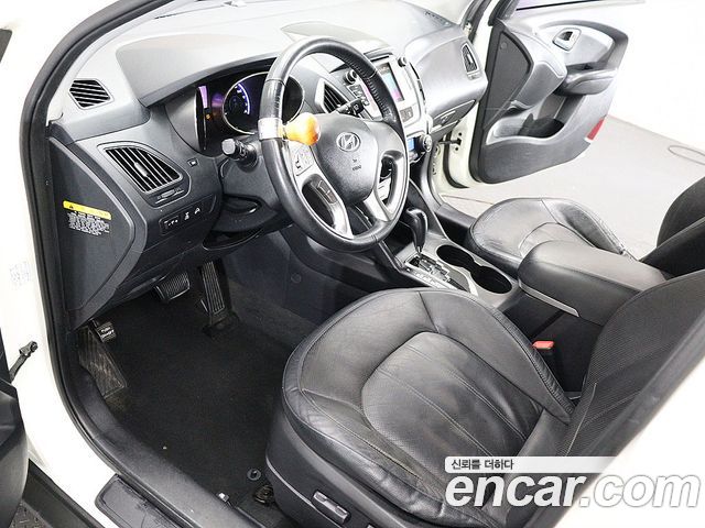 Hyundai Tucson 2011 — photo 7