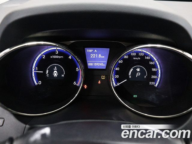 Hyundai Tucson 2011 — photo 8