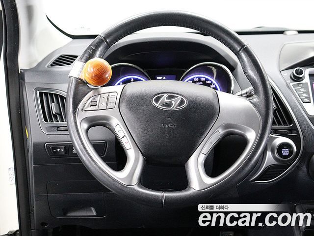 Hyundai Tucson 2011 — photo 15