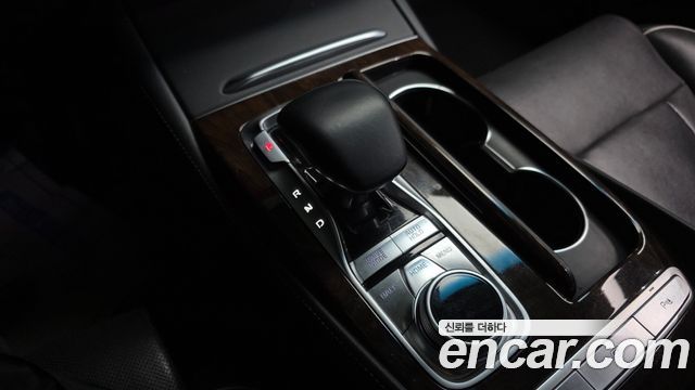 Kia K9 2019 — photo 9