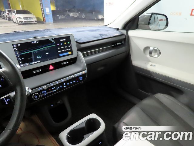 Hyundai Ioniq5 2022 — photo 12