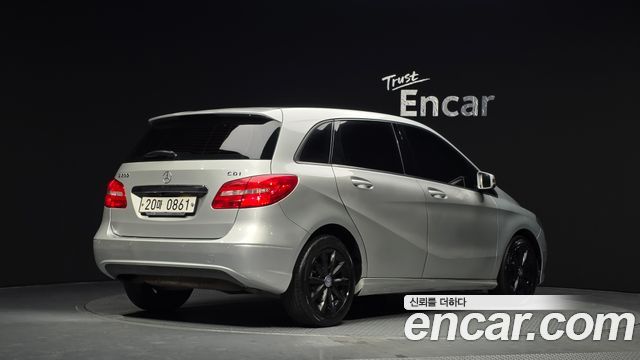 Mercedes-Benz B-Class 2013 — photo 2