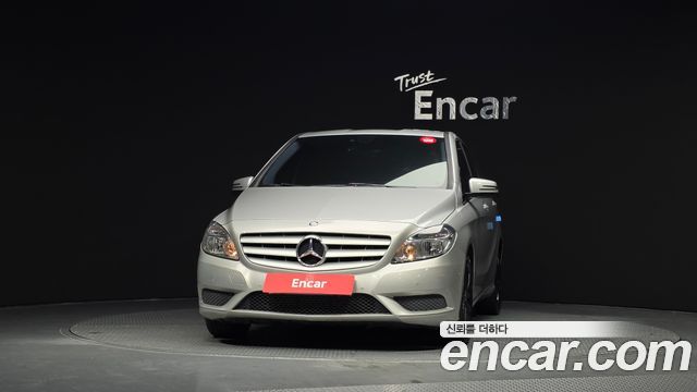 Mercedes-Benz B-Class 2013 — photo 3