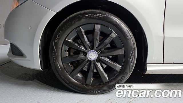 Mercedes-Benz B-Class 2013 — photo 5