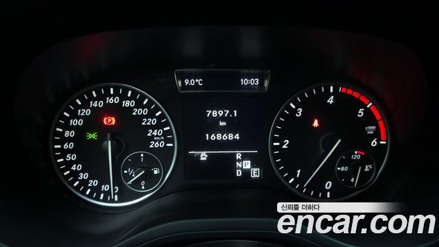 Mercedes-Benz B-Class 2013 — photo 8