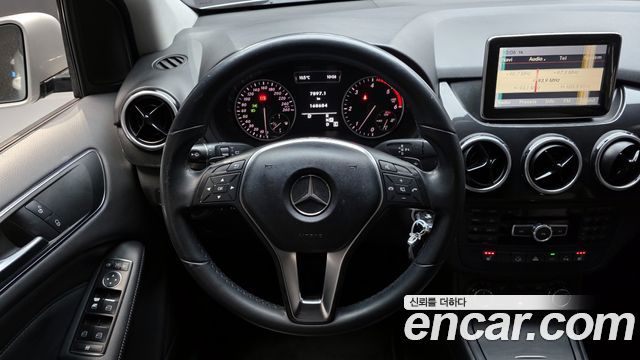 Mercedes-Benz B-Class 2013 — photo 13
