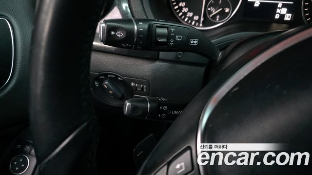 Mercedes-Benz B-Class 2013 — photo 18