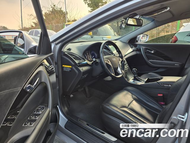 Hyundai Grandeur 2015 — photo 9