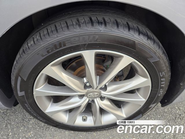 Hyundai Grandeur 2015 — photo 19
