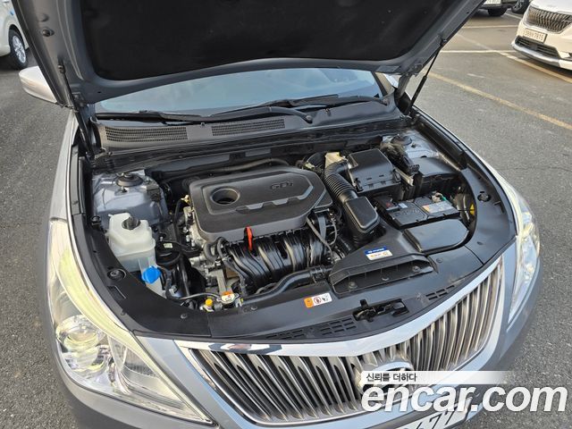 Hyundai Grandeur 2015 — photo 20