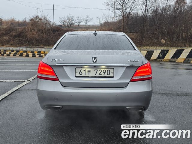 Hyundai Equus 2013 — photo 4