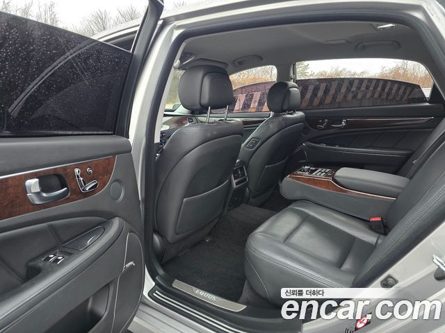 Hyundai Equus 2013 — photo 7