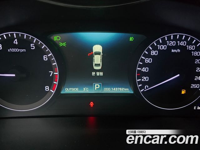 Hyundai Equus 2013 — photo 11