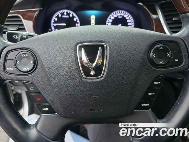 Hyundai Equus 2013 — photo 16