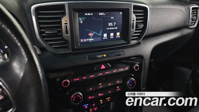 Kia Sportage 2017 — photo 18