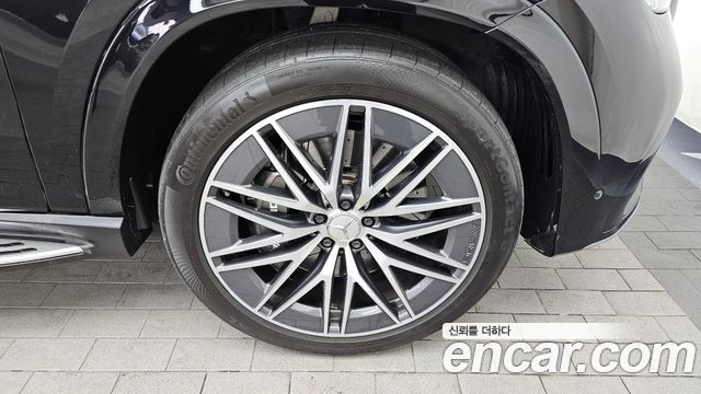 Mercedes-Benz GLE-Class 2025 — photo 5