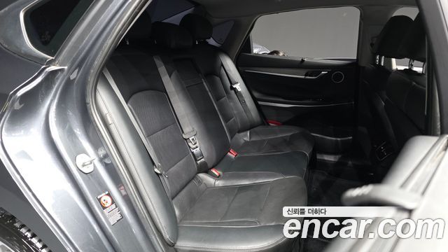 Hyundai Grandeur 2018 — photo 12