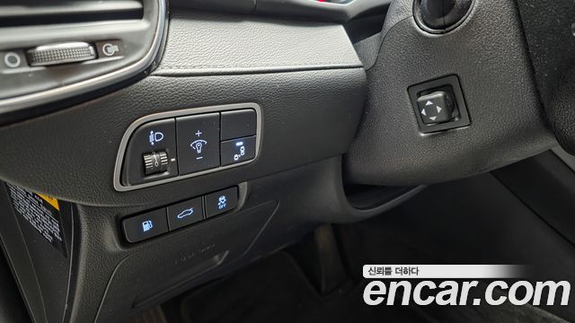 Hyundai Grandeur 2018 — photo 17