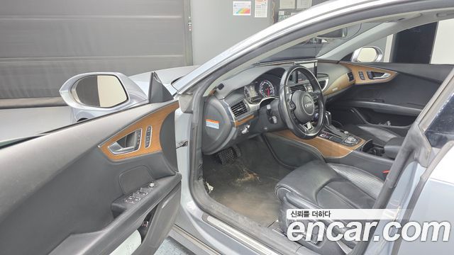Audi A7 2016 — photo 10