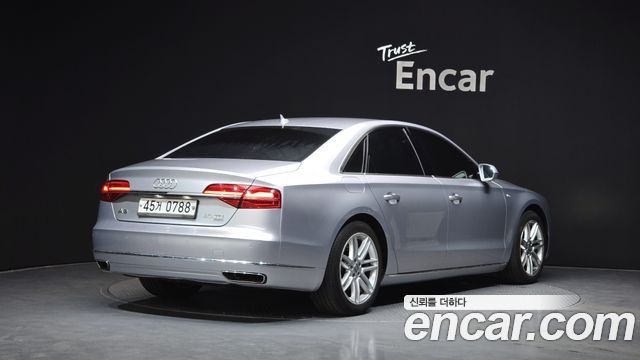 Audi A8 2015 — photo 2