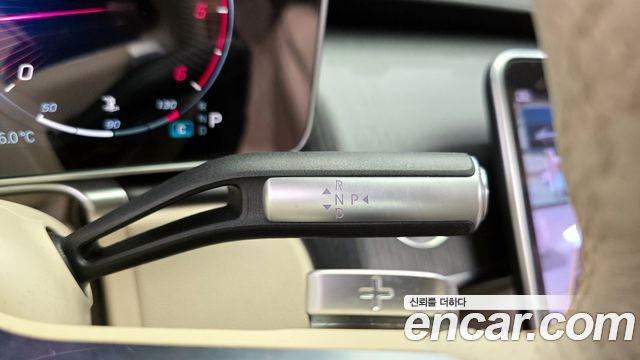 Mercedes-Benz S-Class 2022 — photo 9