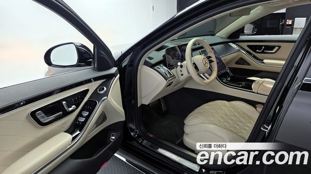Mercedes-Benz S-Class 2022 — photo 10