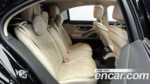 Mercedes-Benz S-Class 2022 — photo 12