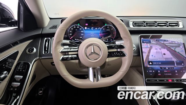 Mercedes-Benz S-Class 2022 — photo 13
