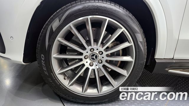 Mercedes-Benz GLE-Class 2024 — photo 5