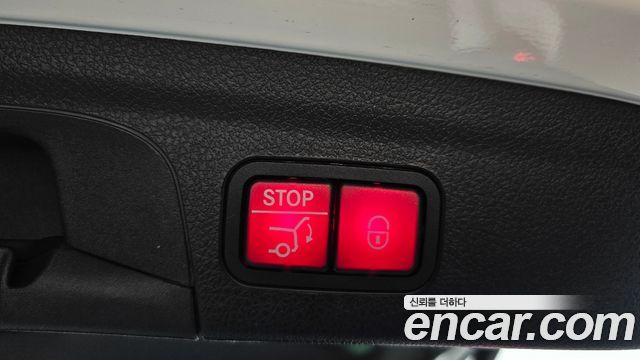 Mercedes-Benz GLE-Class 2024 — photo 20