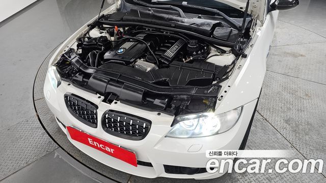 BMW 3-Series 2009 — photo 6