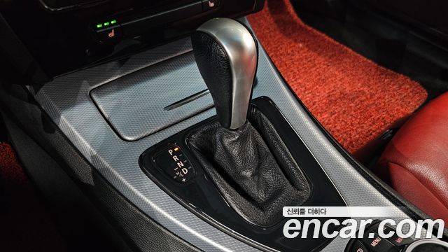 BMW 3-Series 2009 — photo 9